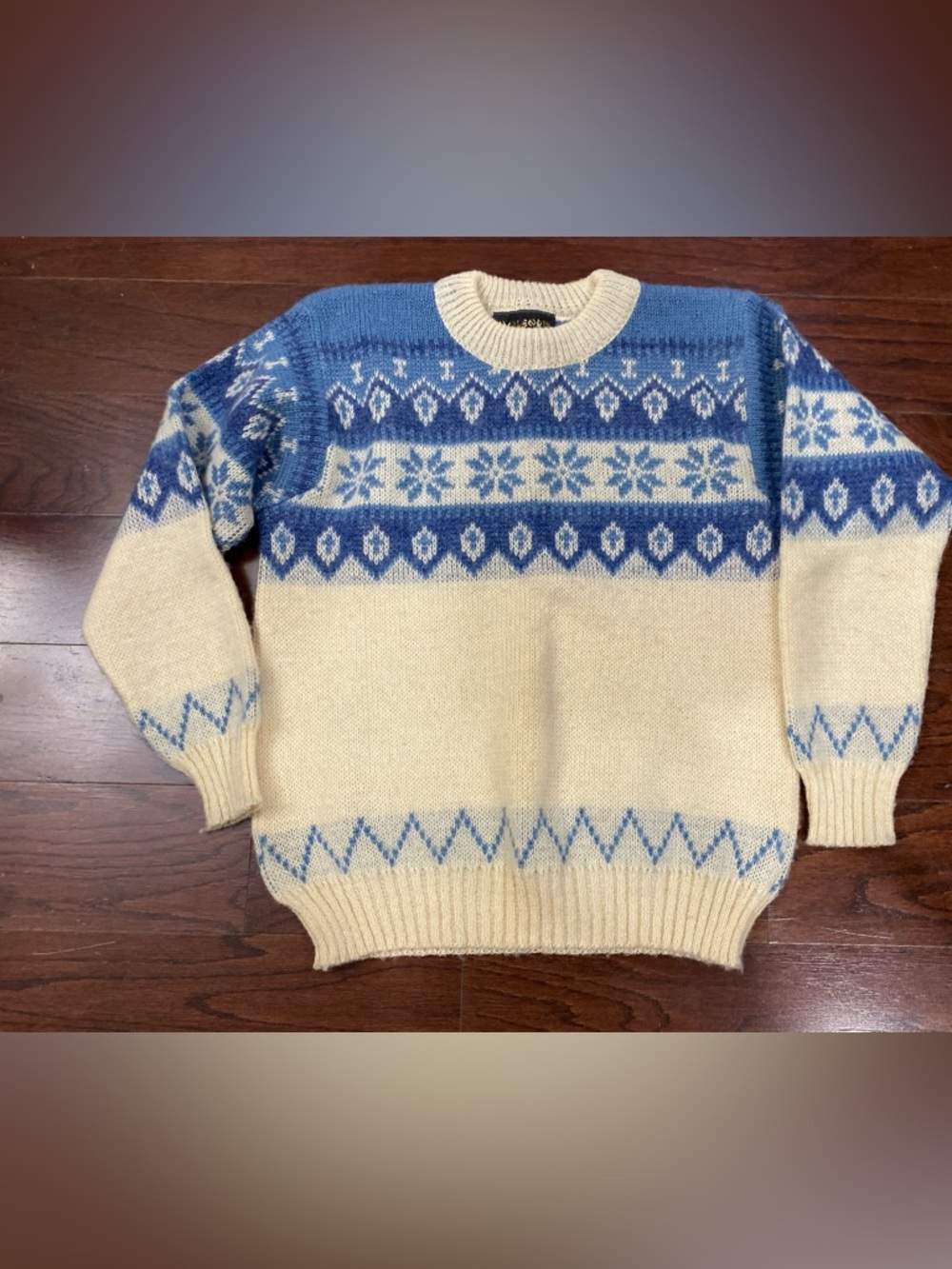 Vintage Norlender Sweater Size Medium 100% Wool Setesdal Fair Isle Cream Norway